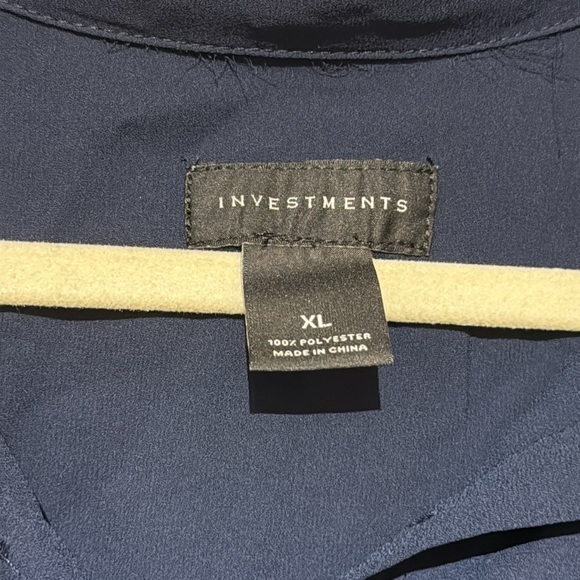 Women’s size XL | Investments | Navy Button Down Shirt with Stud Details - Picture 6 of 8